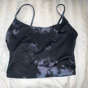 blue/gray patterned crop top